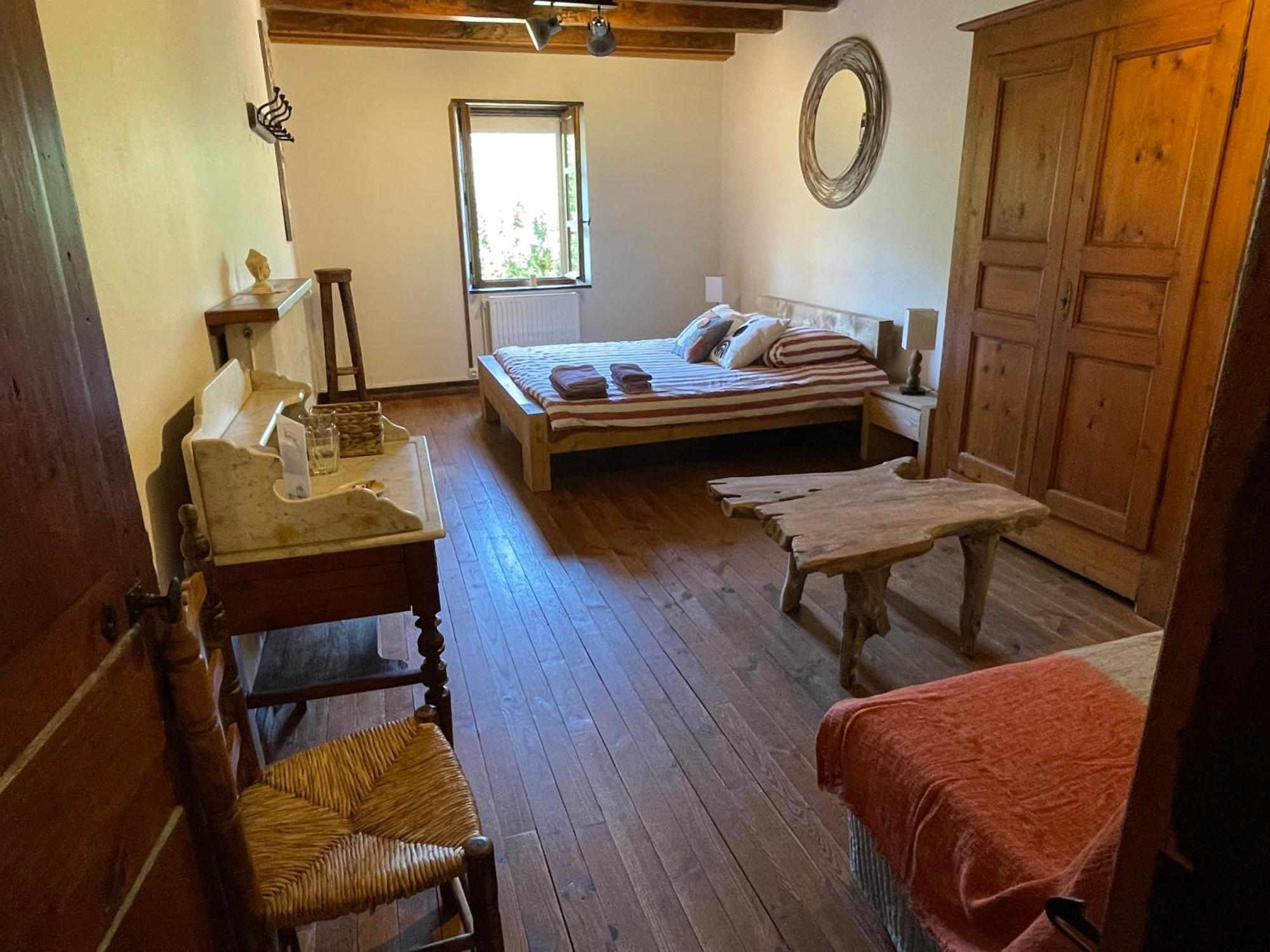 Chambres D'Hotes Avec Entree Privative Au Calme Dans Maison De Village Saint-Jorioz Exterior photo